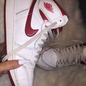 JORDAN 1 Retro Metallic Red Highs